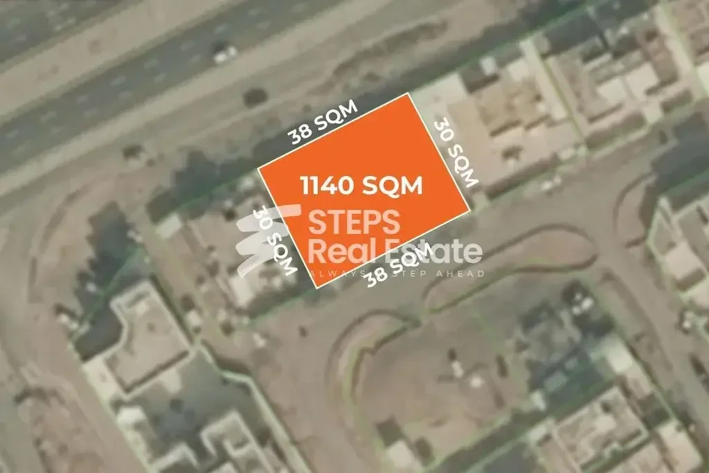 Labour Camp For Sale in Umm Salal  - Al Kharaitiyat  -Area Size 1,140 Square Meter