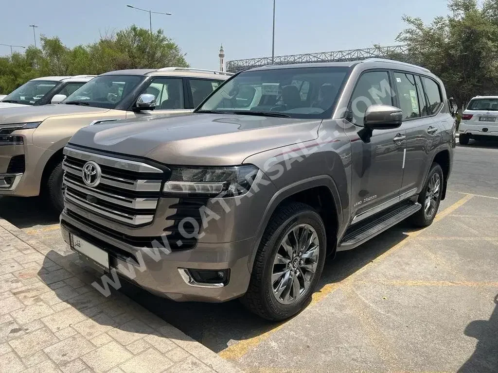 Toyota  Land Cruiser  GXR Twin Turbo  2023  Automatic  0 Km  6 Cylinder  Four Wheel Drive (4WD)  SUV  Bronze  With Warranty