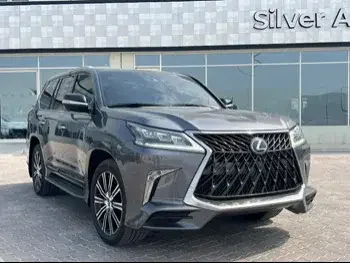 Lexus  LX  570 S  2018  Automatic  82,000 Km  8 Cylinder  Four Wheel Drive (4WD)  SUV  Gray  With Warranty