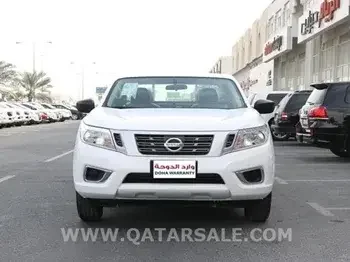 Nissan  Navaro  Pickup  White  2016