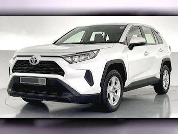 Toyota  Rav 4  6 Cylinder  SUV 4x4  White  2021