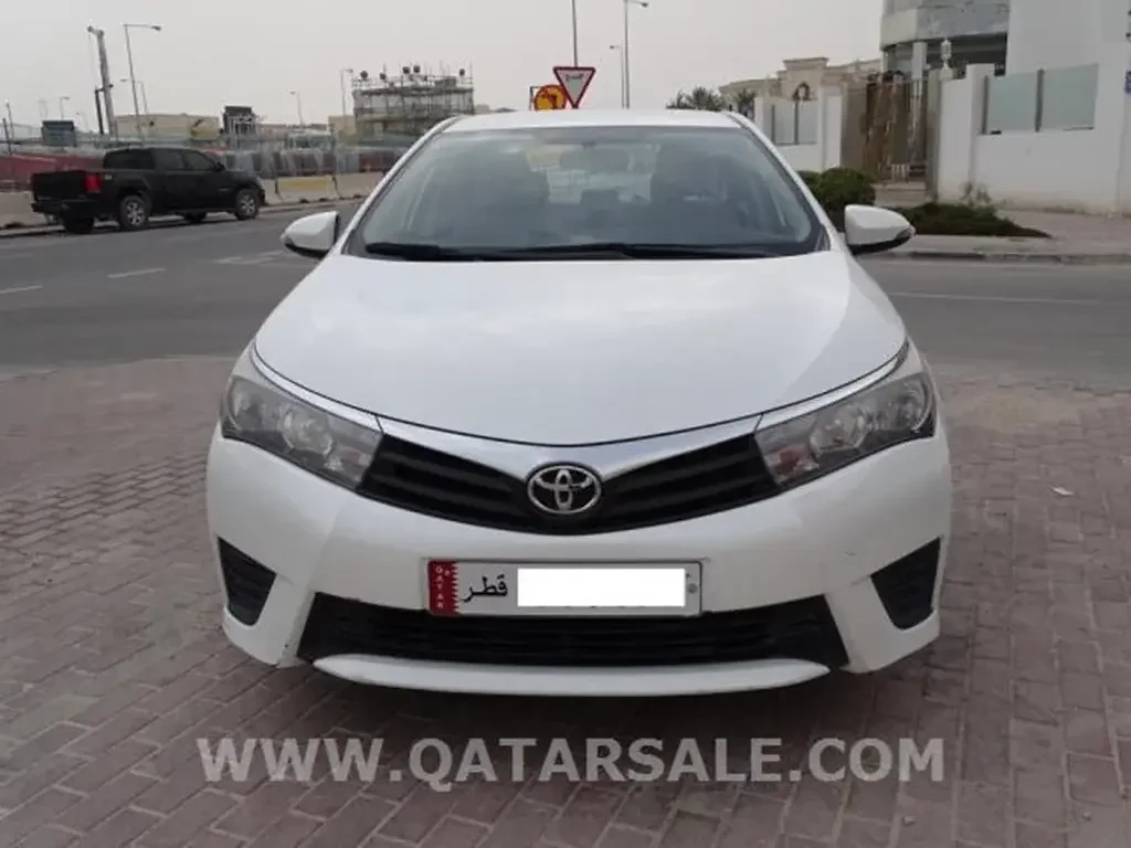 Toyota  Corolla  Sedan  White  2016