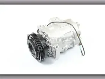 Car Parts - Volkswagen  Volkswagen  - Heating & Air Conditioning  -Part Number: 8D0260805R