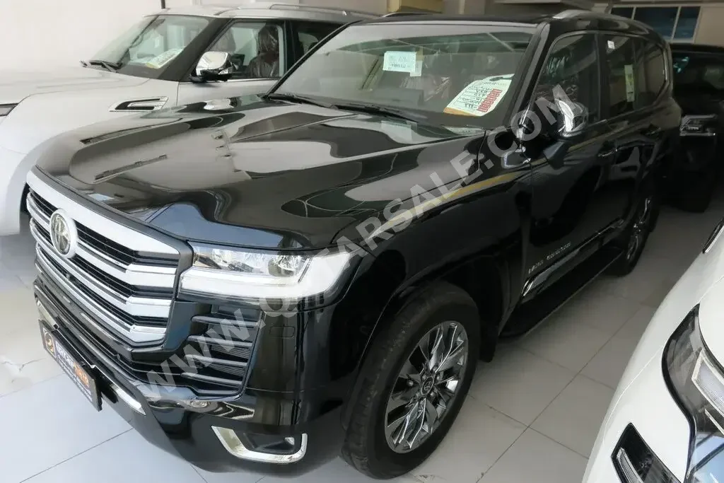 Toyota  Land Cruiser  VXR Twin Turbo  2023  Automatic  0 Km  6 Cylinder  Four Wheel Drive (4WD)  SUV  Black  With Warranty