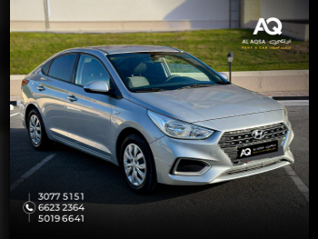 Hyundai  Accent  4 Cylinder  Sedan  Silver  2020