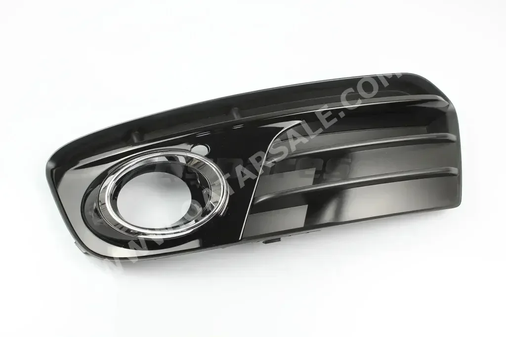 Car Parts - Audi  Q5  - Body Parts & Mirrors  -Part Number: 8R0807681M