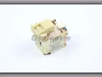 Car Parts - Audi  A4  - Electric Parts  -Part Number: 8E0927353A