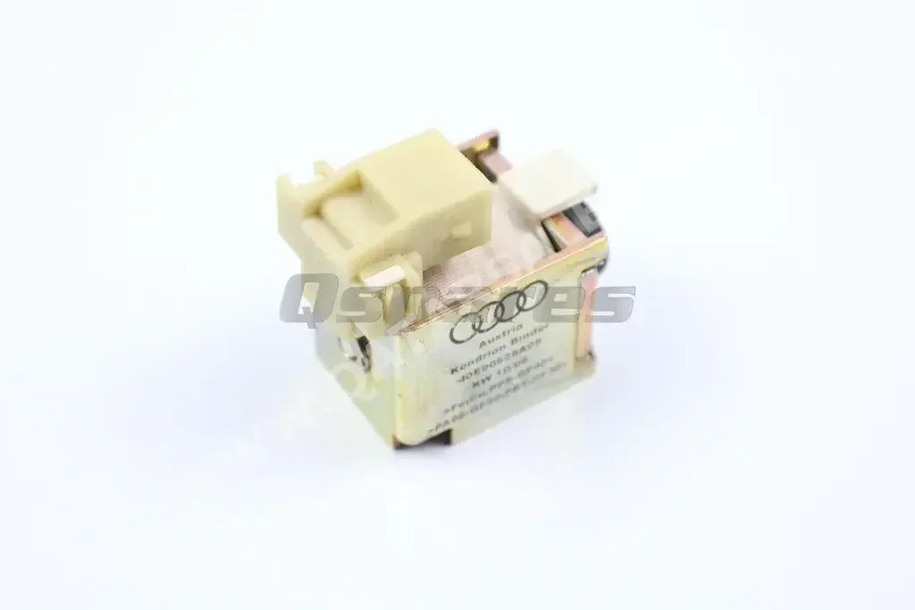 Car Parts - Audi  A4  - Electric Parts  -Part Number: 8E0927353A