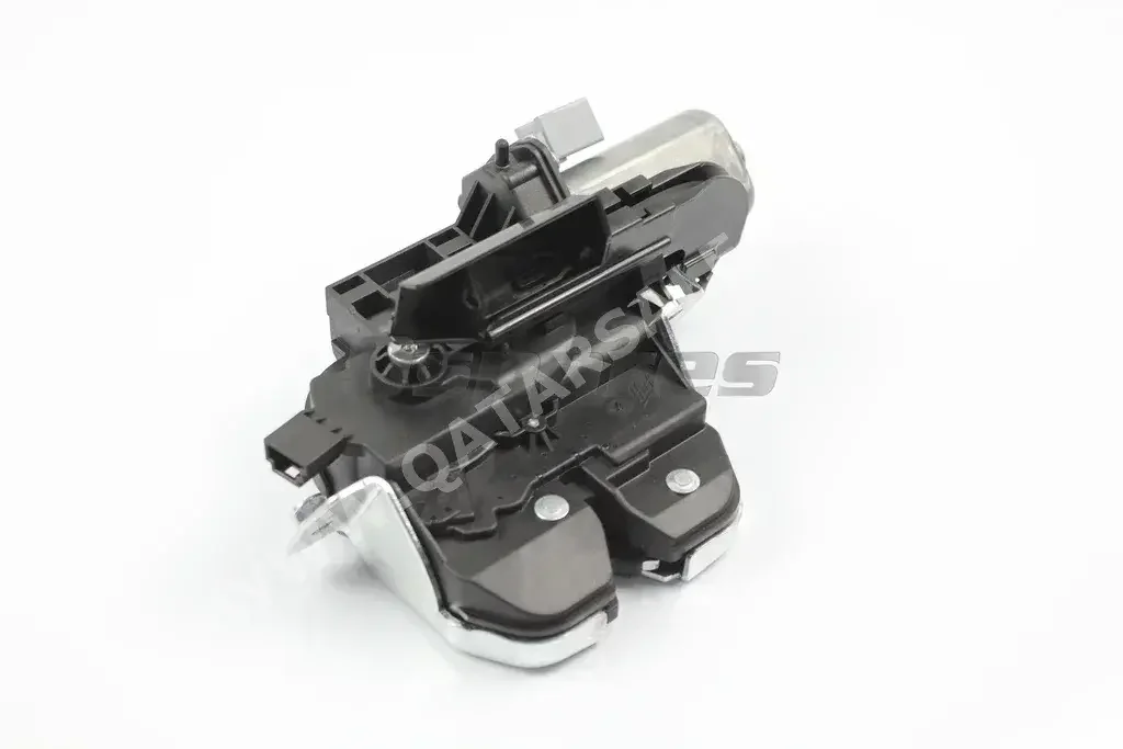 Car Parts - Volkswagen  Touareg  - Locks auto parts  -Part Number: 7P0827505M