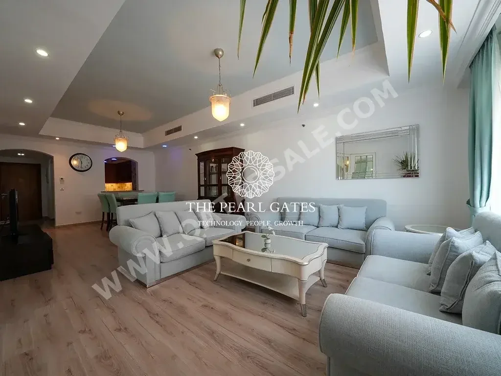 2 Bedrooms  Apartment  For Rent  in Doha -  The Pearl  Fully Furnished