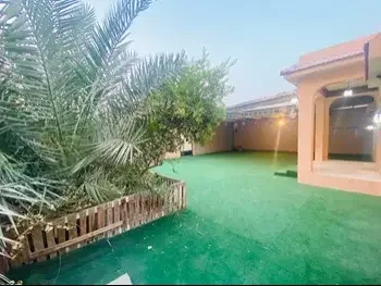 Family Residential  - Not Furnished  - Doha  - Al Maamoura  - 3 Bedrooms