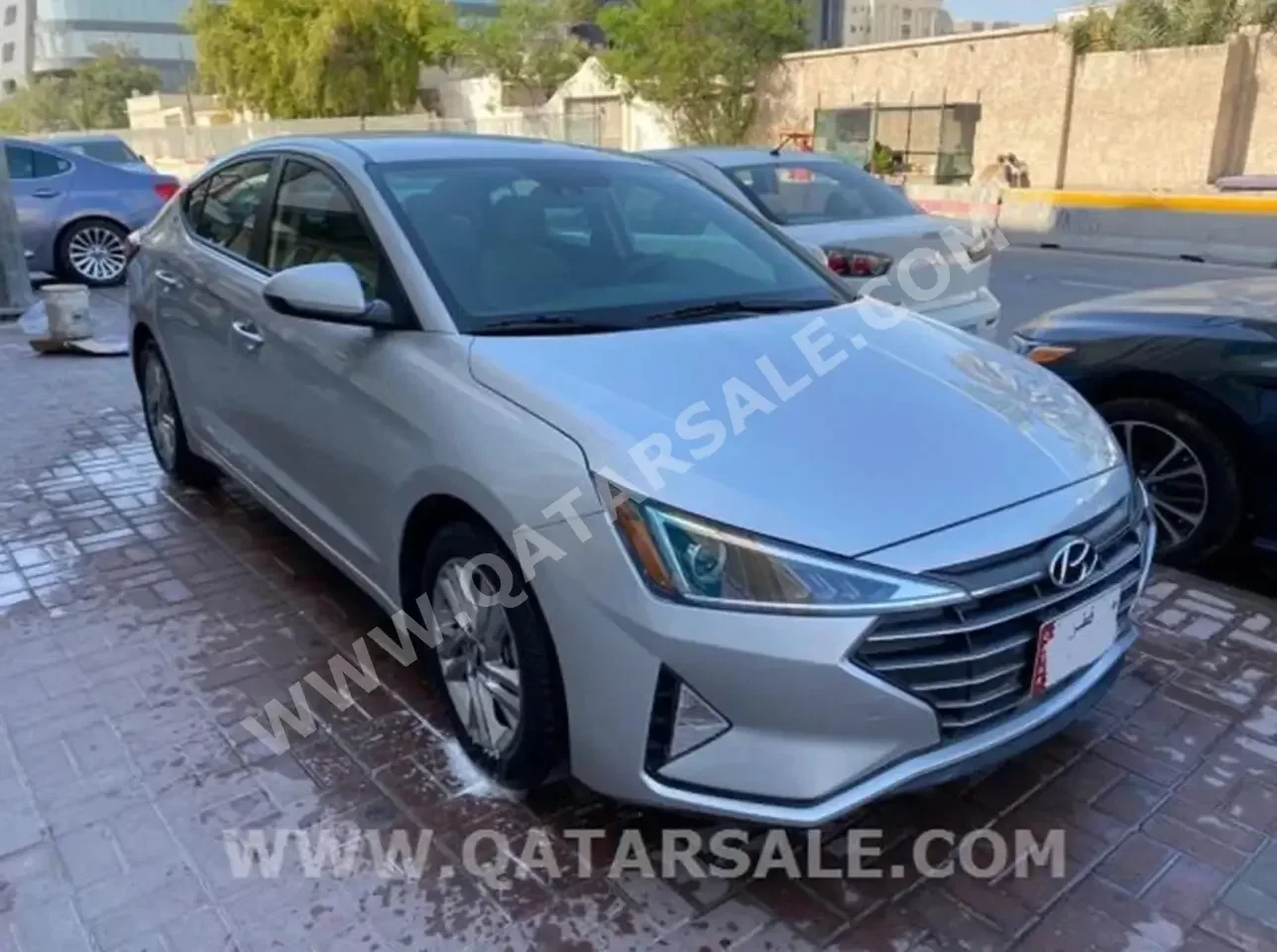 Hyundai  Elantra  4 Cylinder  Sedan  Dark Grey  2019