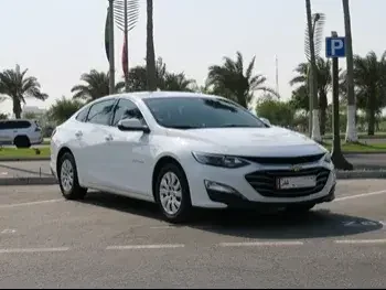 Chevrolet  Malibu  Sedan  White  2022