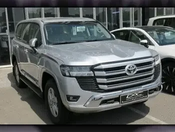 Toyota  Land Cruiser  GXR  2023  Automatic  0 Km  6 Cylinder  Four Wheel Drive (4WD)  SUV  Silver  With Warranty