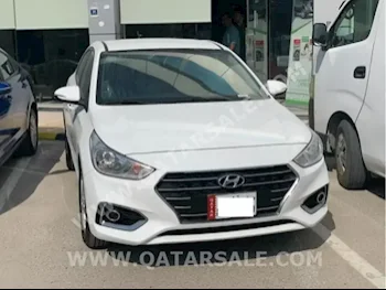 Hyundai  Accent  4 Cylinder  Sedan  White  2020