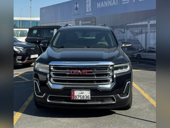 GMC  Acadia  4 Cylinder  SUV 4x4  Gold  2023