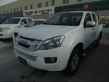 Isuzu  D-Max  2015  Manual  104,000 Km  4 Cylinder  Rear Wheel Drive (RWD)  Pick Up  White  With Warranty