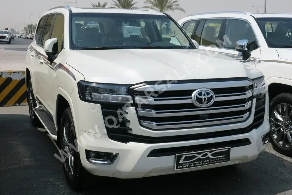 Toyota  Land Cruiser  GXR Twin Turbo  2023  Automatic  0 Km  6 Cylinder  Four Wheel Drive (4WD)  SUV  White  With Warranty