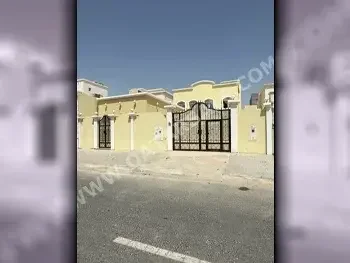 Family Residential  - Not Furnished  - Al Daayen  - Umm Qarn  - 10 Bedrooms