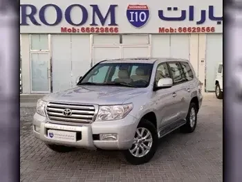 Toyota  Land Cruiser  GX  2009  Automatic  453,000 Km  6 Cylinder  Four Wheel Drive (4WD)  SUV  Silver  With Warranty