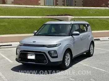 Kia  Soul  SUV 4x4  Silver  2021