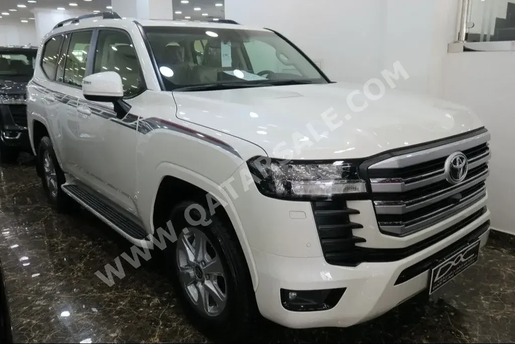 Toyota  Land Cruiser  GXR Twin Turbo  2023  Automatic  0 Km  6 Cylinder  Four Wheel Drive (4WD)  SUV  White  With Warranty