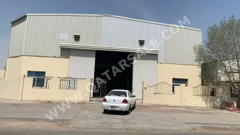 Farms & Resorts - Al Rayyan  - Industrial Area  -Area Size: 700 Square Meter