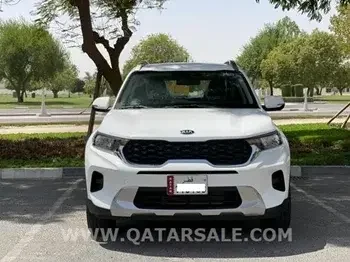 Kia  SONET  SUV 4x4  White  2021