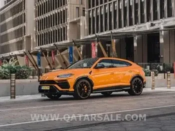 Lamborghini  URUS Pearl Capsule  SUV 4x4  Orange  2022