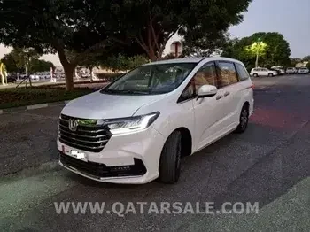 Honda  Odyssey  VAN  White  2021