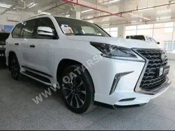 Lexus  LX  570  2021  Automatic  44,416 Km  8 Cylinder  Four Wheel Drive (4WD)  SUV  White  With Warranty