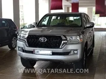 Toyota  Land Cruiser GXR  SUV 4x4  Silver  2021