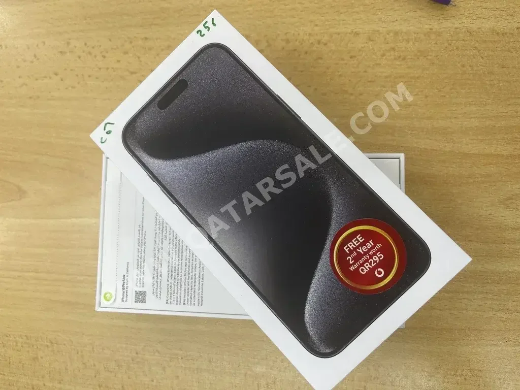 ابل - ايفون 15 - برو ماكس - أسود - 256 جيجابايت - تحت الضمان
