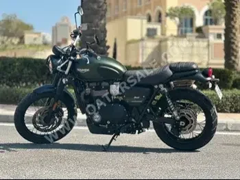 Triumph  Bonneville Scrambler 900 -  2017 - Color Green