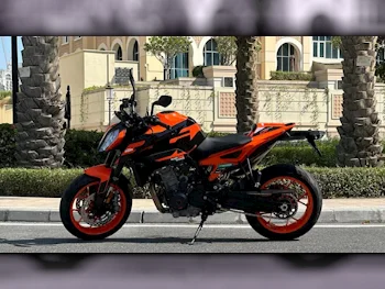 KTM  Duke 890 GP -  2023 - Color Orange -  Warranty