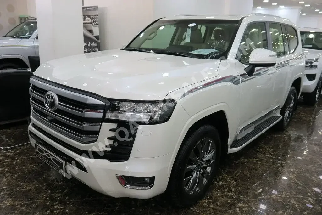 Toyota  Land Cruiser  GXR Twin Turbo  2023  Automatic  0 Km  6 Cylinder  Four Wheel Drive (4WD)  SUV  White  With Warranty