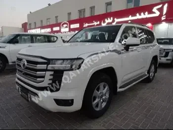 Toyota  Land Cruiser  GXR Twin Turbo  2023  Automatic  0 Km  6 Cylinder  Four Wheel Drive (4WD)  SUV  White  With Warranty