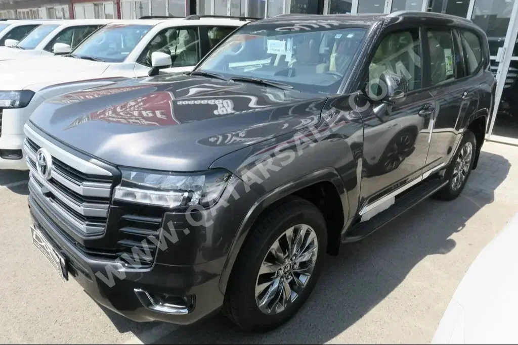 Toyota  Land Cruiser  GXR Twin Turbo  2023  Automatic  0 Km  6 Cylinder  Four Wheel Drive (4WD)  SUV  Gray  With Warranty