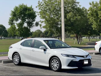 Toyota  Camry  Sedan  White  2023