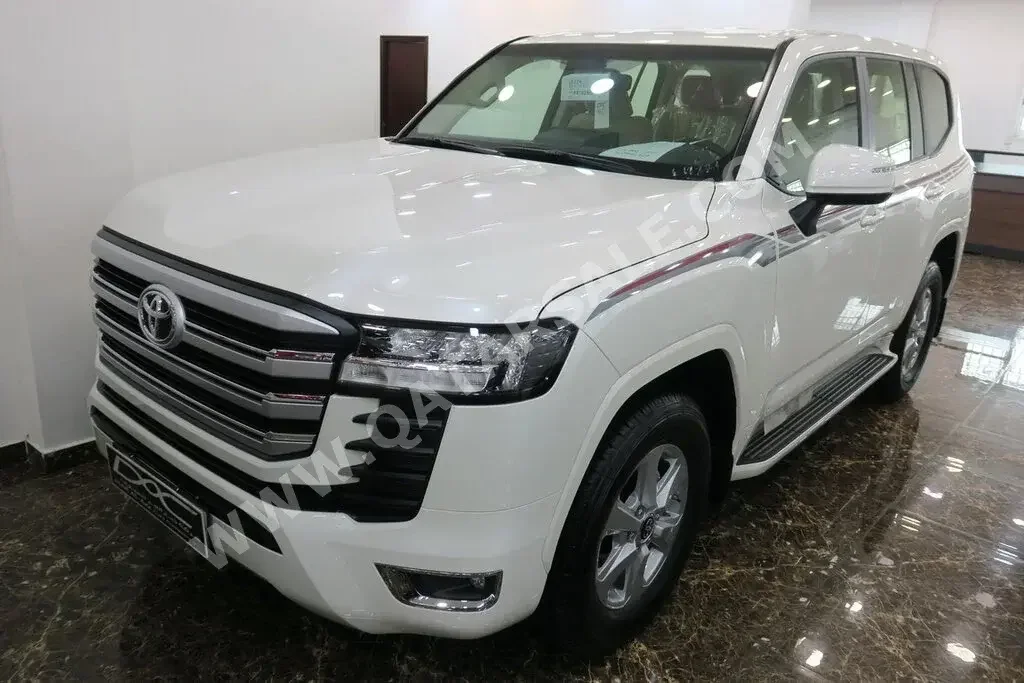 Toyota  Land Cruiser  GXR Twin Turbo  2023  Automatic  0 Km  6 Cylinder  Four Wheel Drive (4WD)  SUV  White  With Warranty