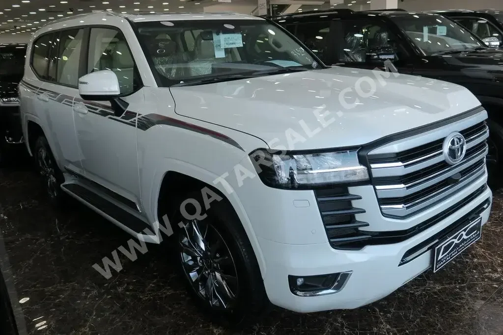 Toyota  Land Cruiser  GXR Twin Turbo  2023  Automatic  0 Km  6 Cylinder  Four Wheel Drive (4WD)  SUV  White  With Warranty