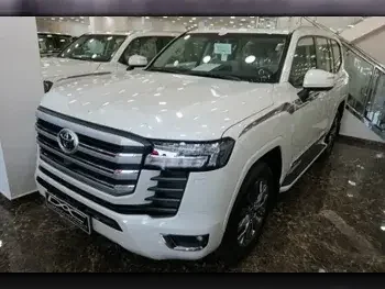 Toyota  Land Cruiser  GXR Twin Turbo  2023  Automatic  0 Km  6 Cylinder  Four Wheel Drive (4WD)  SUV  White  With Warranty