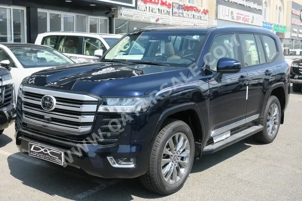 تويوتا  لاند كروزر  جي اكس ار توين توربو  2023  اوتوماتيك  0 كم  6 سلندر  دفع رباعي  اس يو في  أزرق غامق  تحت الضمان