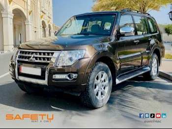 Mitsubishi  Pajero  6 Cylinder  SUV 4x4  Brown  2020