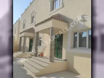 Family Residential  - Semi Furnished  - Al Daayen  - Umm Qarn  - 7 Bedrooms