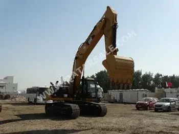 أصفر  2008  كاتربلر  330 دي