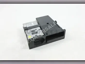 - Audi R8 - Interior Parts Genuine Part With Delivery For Sale in Qatar