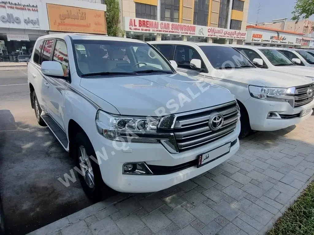 Toyota  Land Cruiser  GXR  2018  Automatic  95,000 Km  6 Cylinder  Four Wheel Drive (4WD)  SUV  White