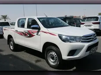 Toyota  Hilux  2023  Manual  0 Km  4 Cylinder  Four Wheel Drive (4WD)  Pick Up  White  With Warranty