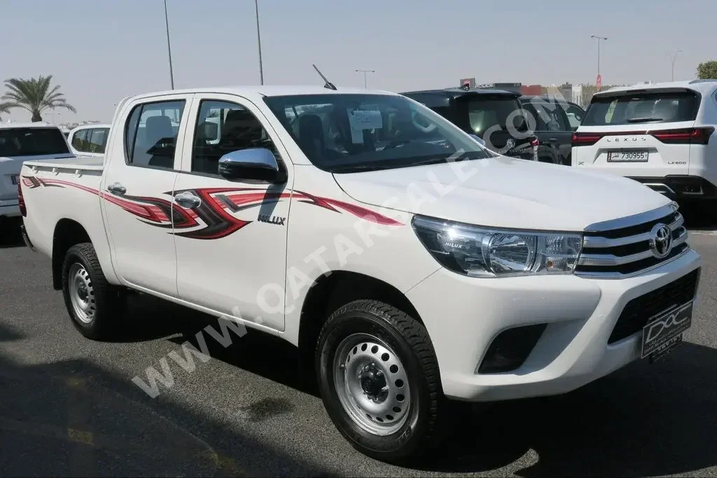 Toyota  Hilux  2023  Manual  0 Km  4 Cylinder  Four Wheel Drive (4WD)  Pick Up  White  With Warranty